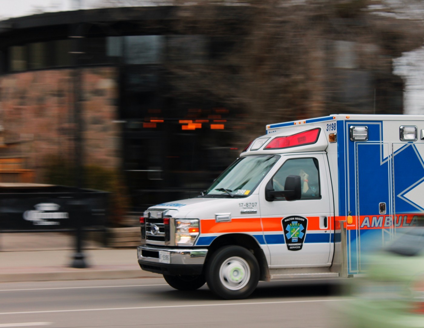 Ambulance_NYC2.jpg